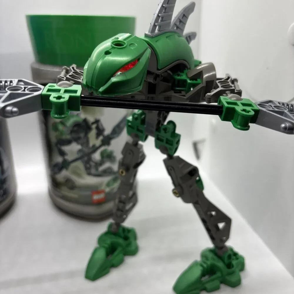 LEGO BIONICLE: Rahkshi Lerahk (8589) | Rahkshi Guurahk (8590) With Canister